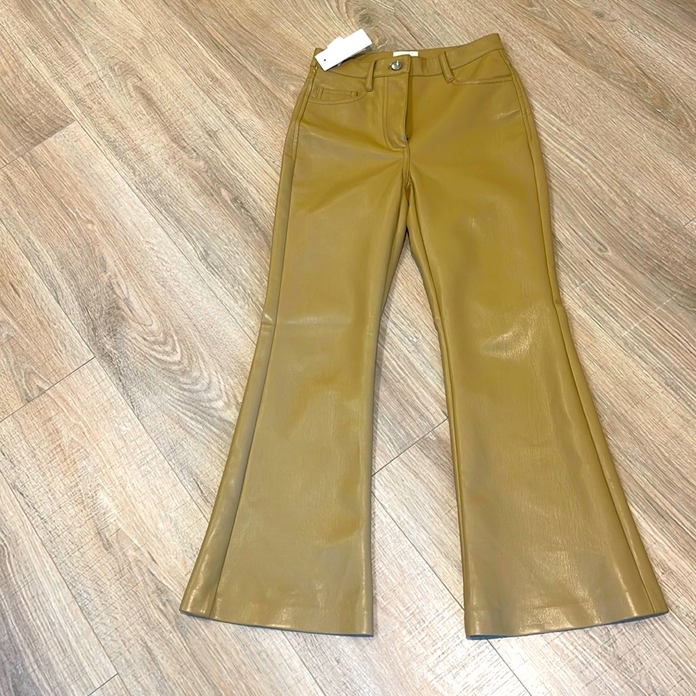 Aritzia Melina kick flare